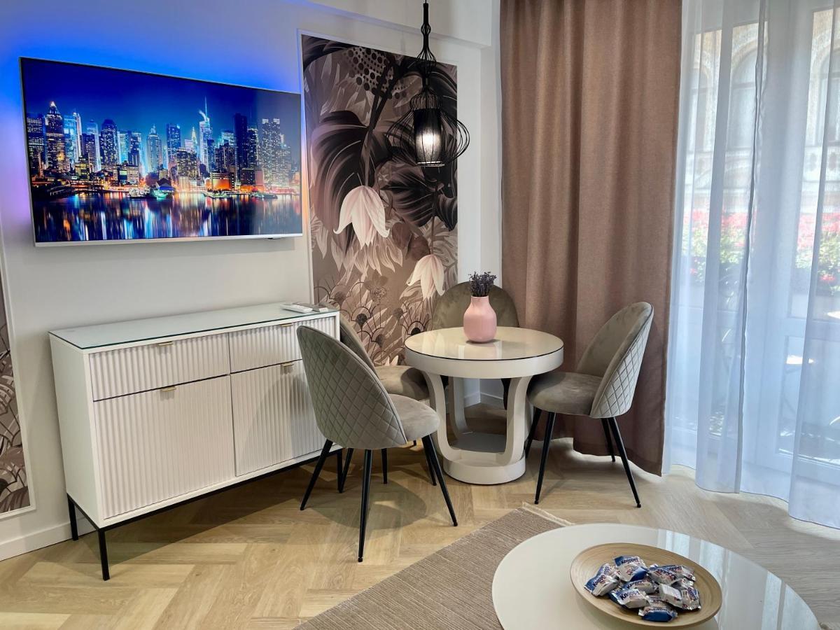 Jeny Boutique Apartment Targu Mures Exterior foto