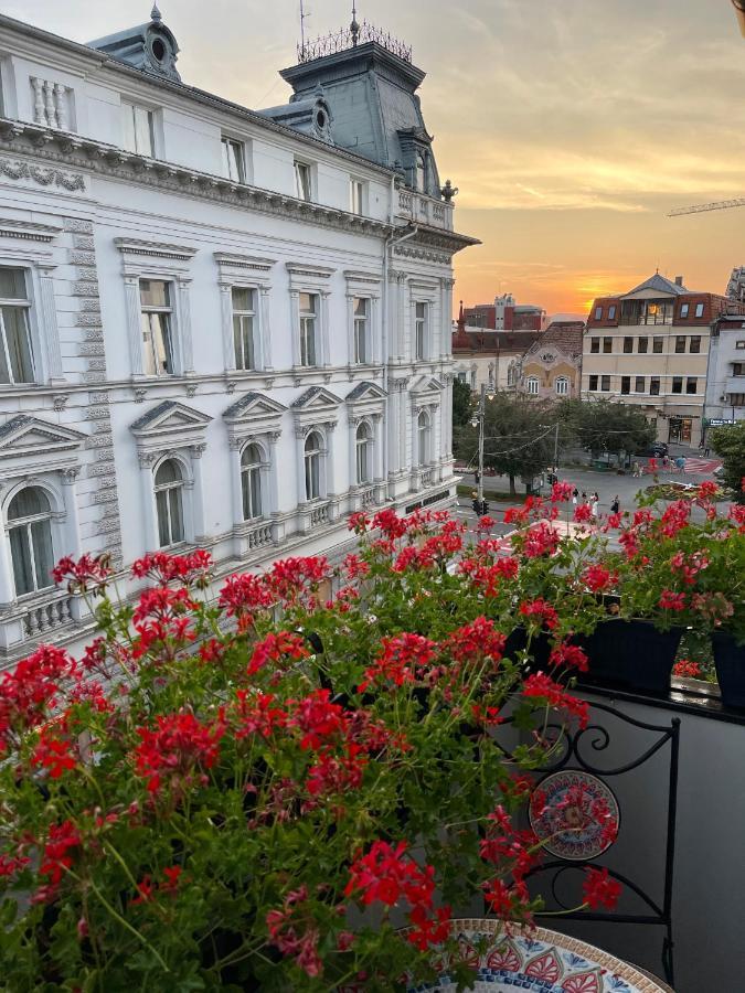 Jeny Boutique Apartment Targu Mures Exterior foto
